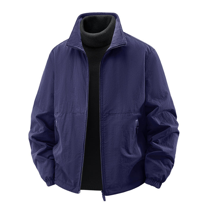 Men's  minimalist stand-collar travel jacket with sealed zip pockets and elastic cuffs Mune Fashion