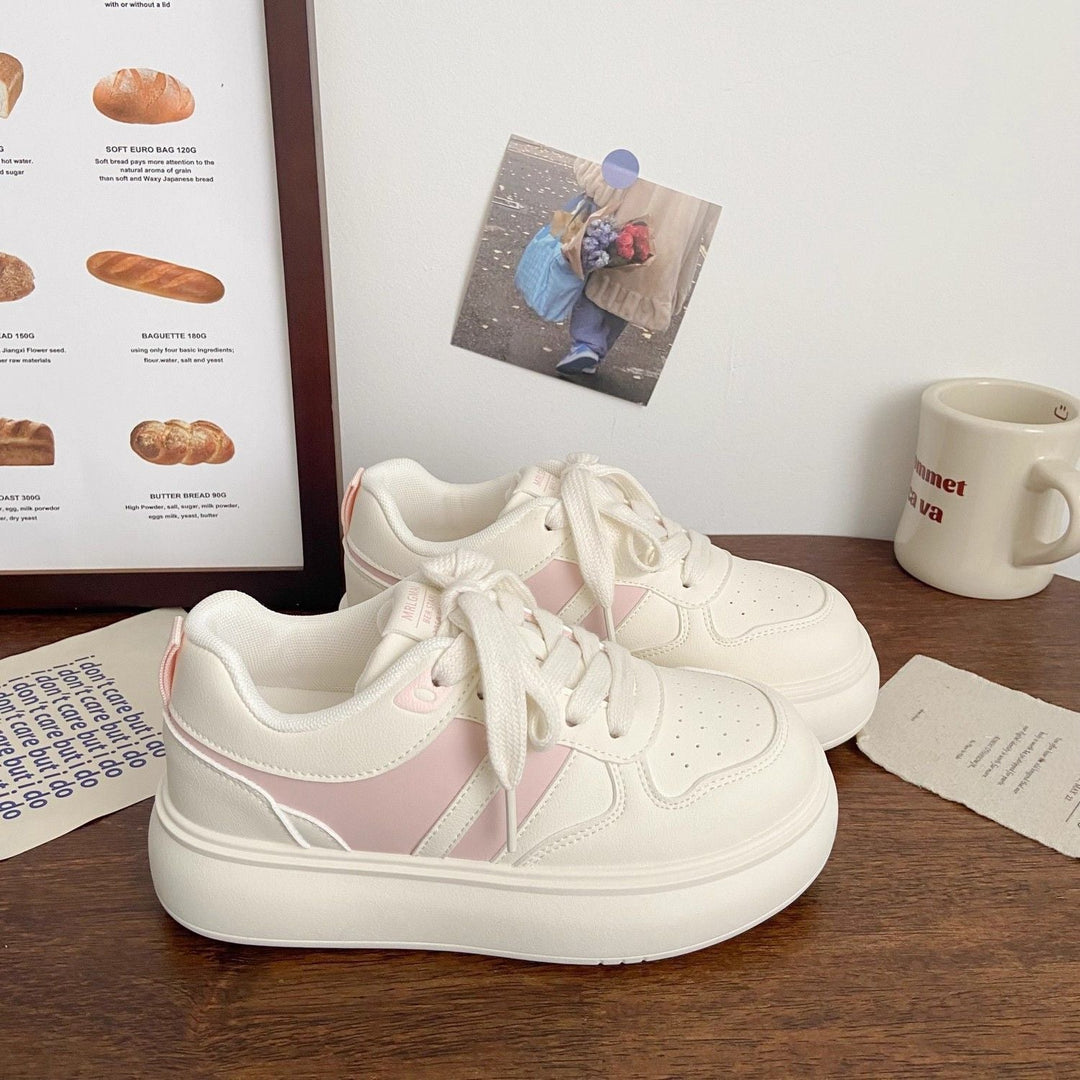 Women Sports Sneakers with High Comfort and Classic Design Mune Fashion