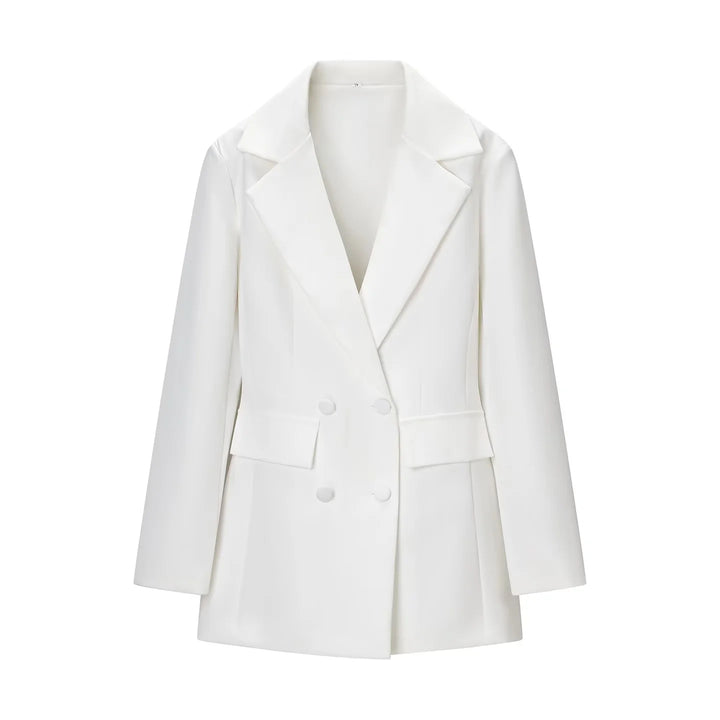 Women's tailored double-breasted blazer with wide lapels and patch pockets Mune Fashion