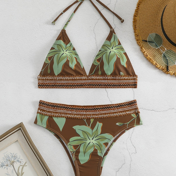 Women's triangle bikini with floral pattern and comfortable fit Mune Fashion