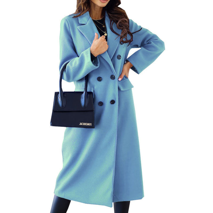 Women's double-breasted wool blend coat with fitted silhouette, notched collar and patch pockets Mune Fashion