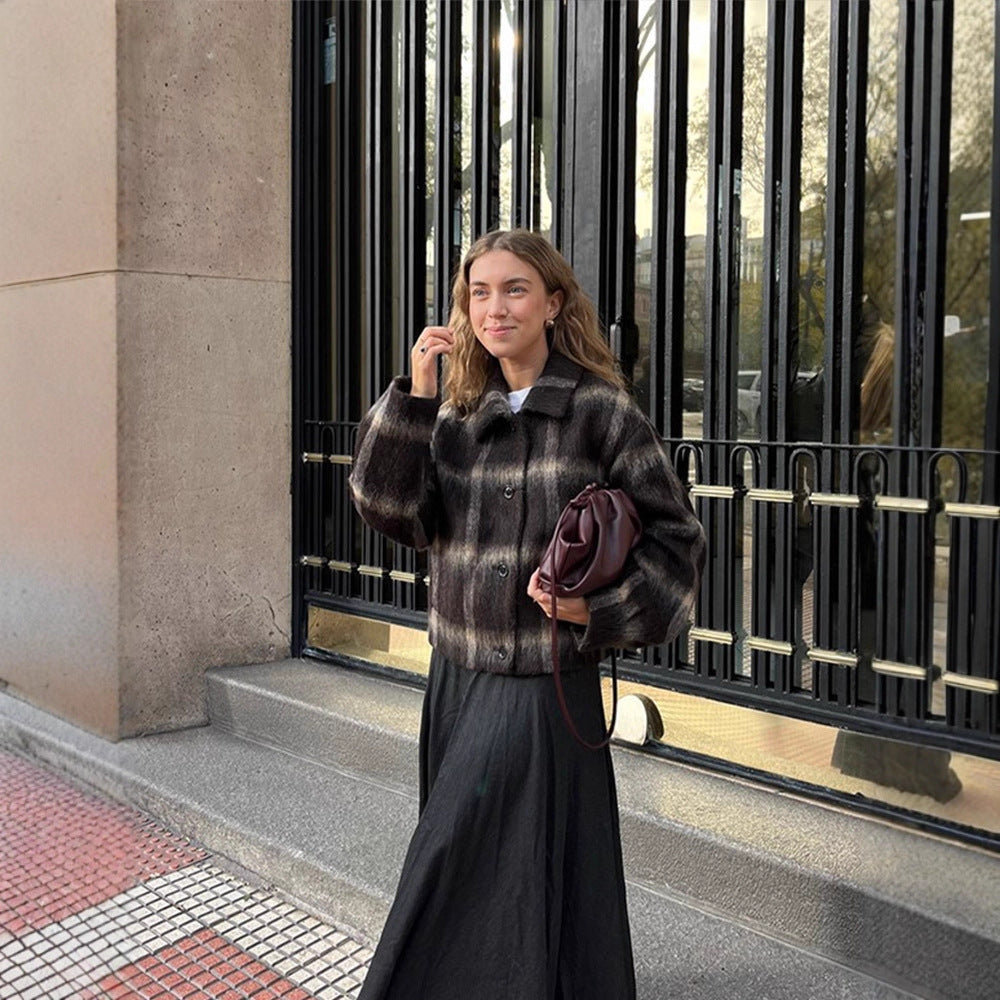 Women's short jacket in checked faux fur boxy cut with shawl collar Mune Fashion