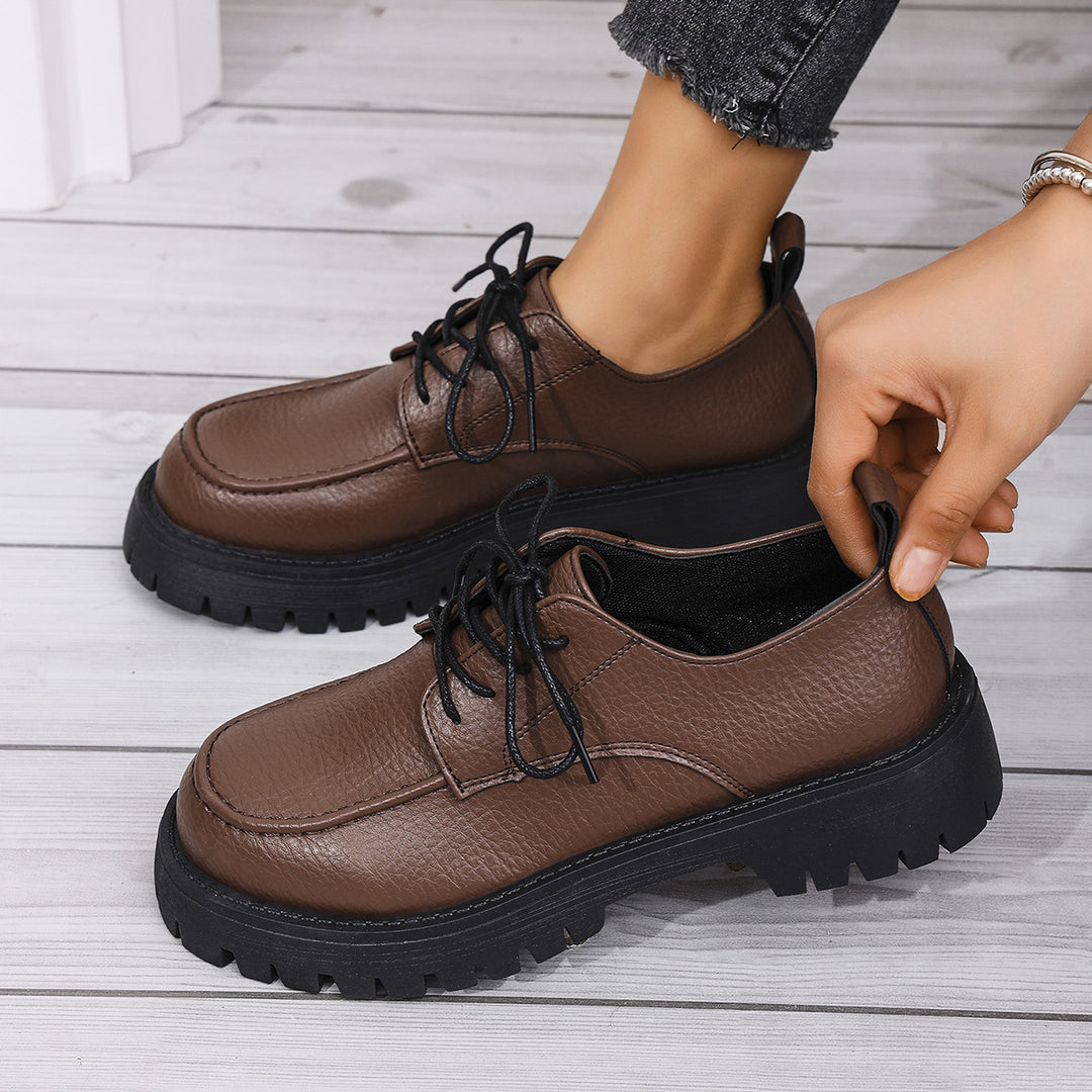 Ladies nan robust Derby lace-up shoes with profiled rubber sole and 4cm wedge heel Mune Fashion