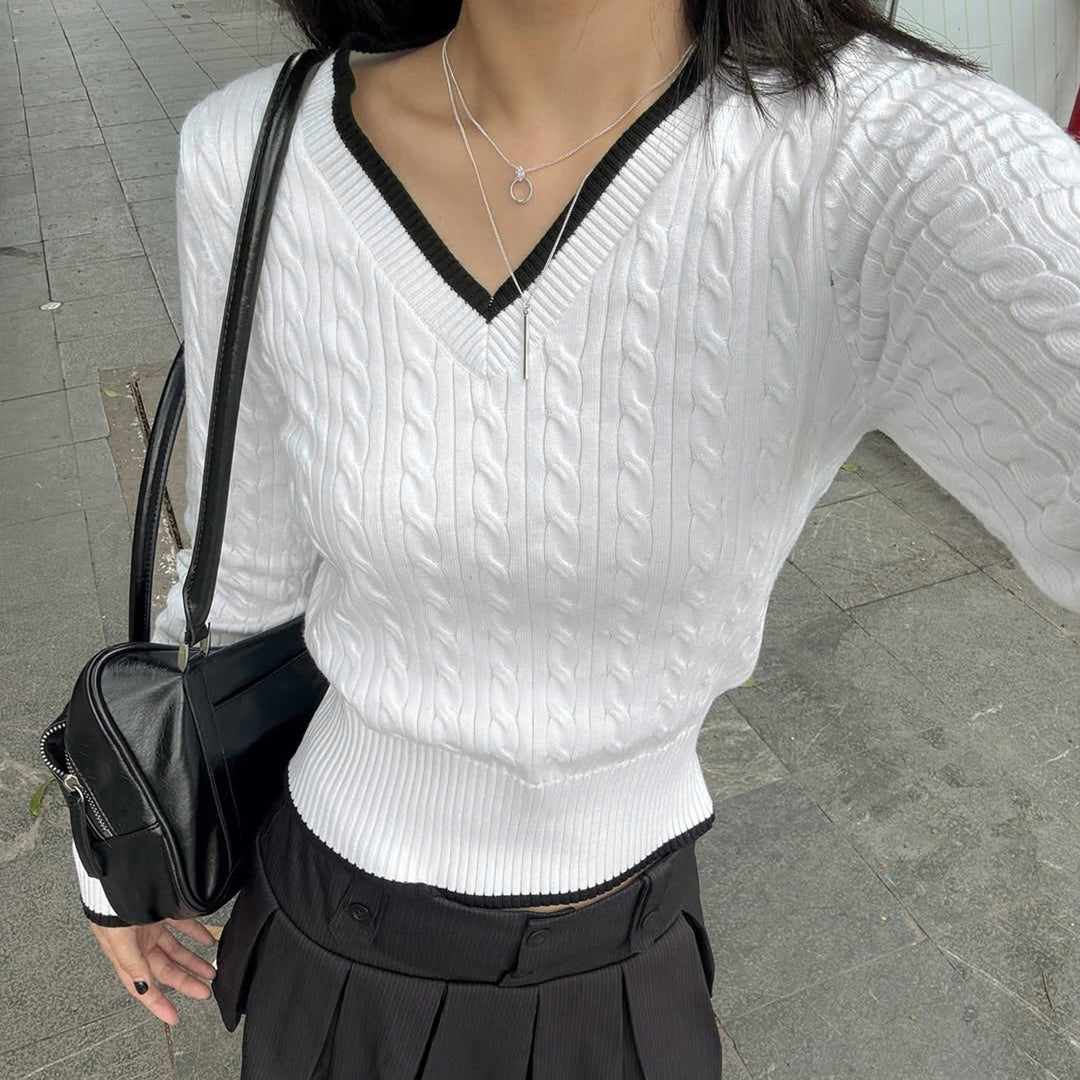 Women's fine knit pullover with cable pattern, V-neck and contrasting hem Mune Fashion