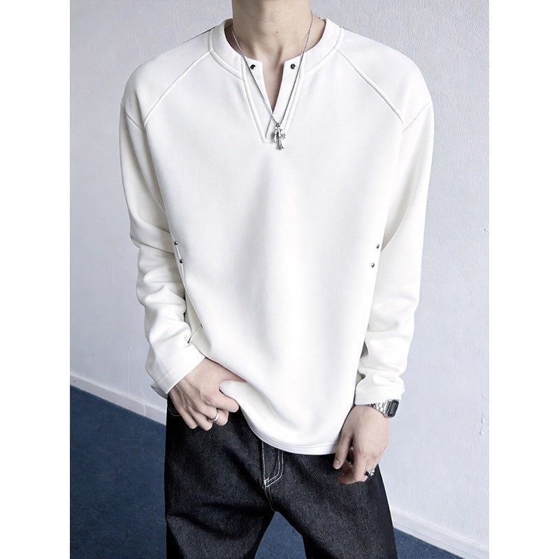 Men's Oversized Sweatshirt with V-Slit, Raglan Sleeves and Stud Details Mune Fashion
