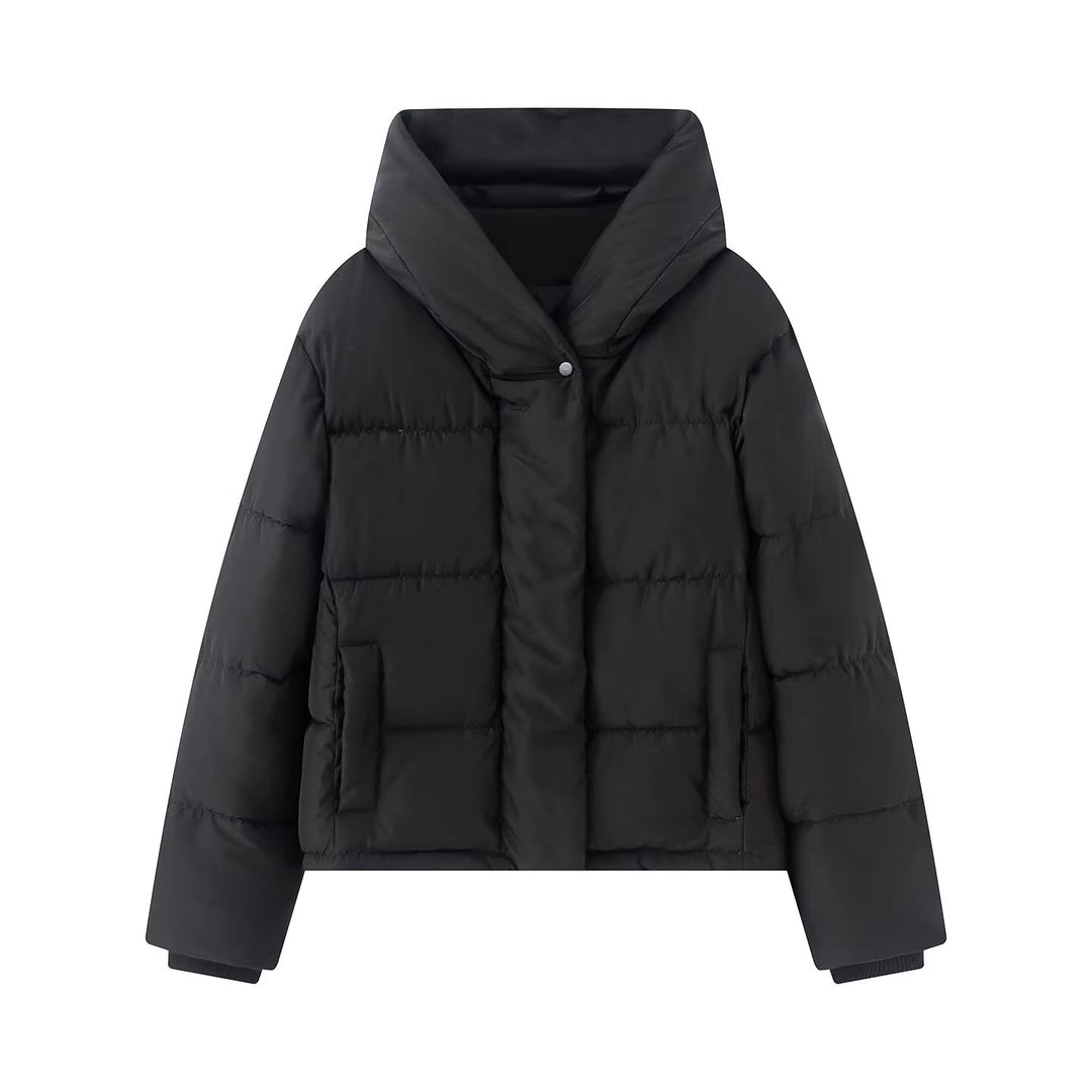 Women's short quilted puffer jacket with high stand-up collar and concealed button placket Mune Fashion