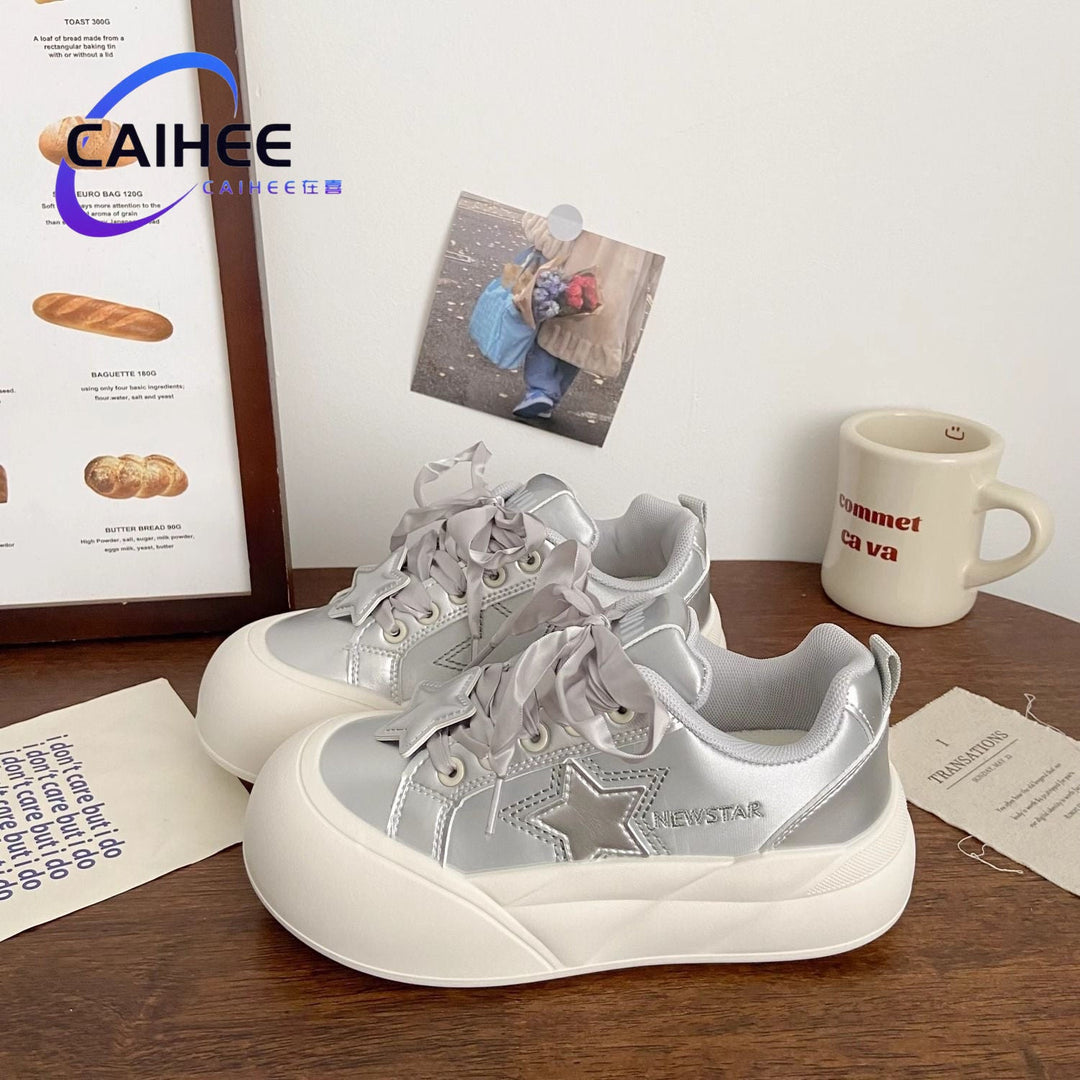 Ladies sporty sneakers with fashionable design and thick sole Mune Fashion