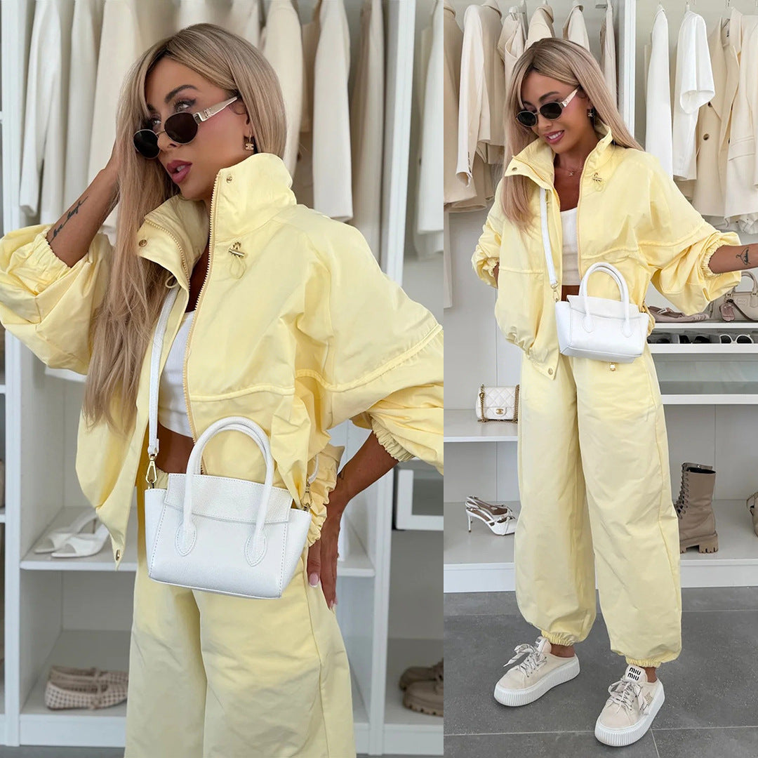 Women Lightweight Nylon Set with Oversized Bomber Jacket and Elastic Jogging Pants Mune Fashion