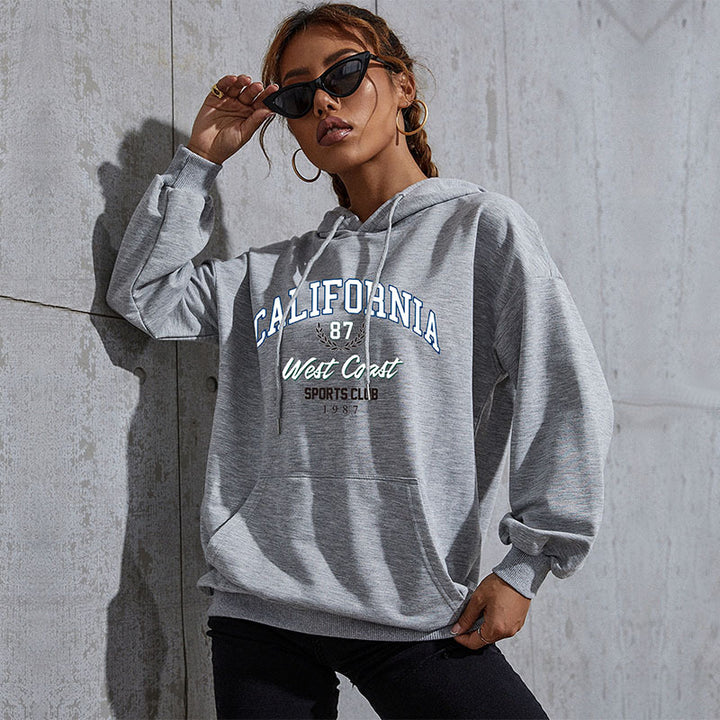 Women's Relaxed-Fit Hoodie with College Style Front Print and Kangaroo Pocket Mune Fashion