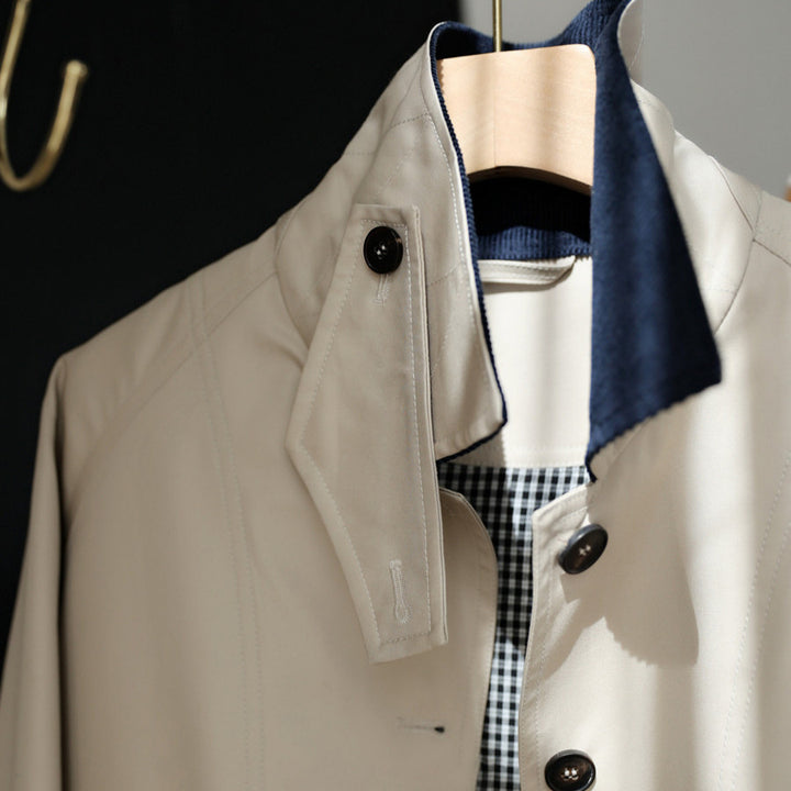 Ladies Elegant Trench Coat with Modern Details Mune Fashion
