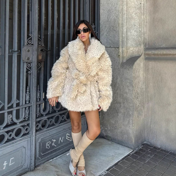 Women Short Cozy Faux Fur Coat with Waist Belt and Voluminous Shawl Collar Mune Fashion