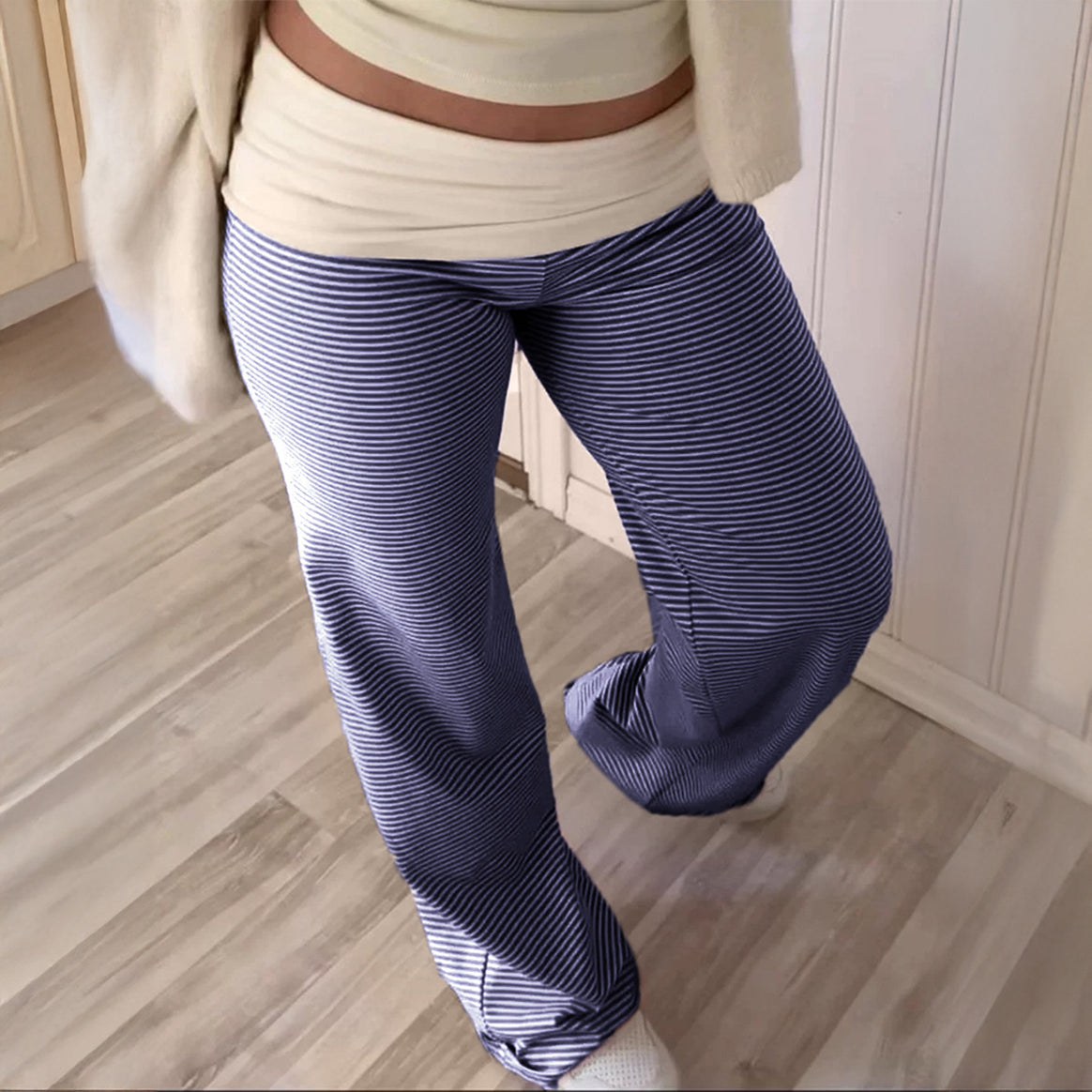 Women's wide Palazzo lounge pants with high waistband and elastic comfort stretch Mune Fashion