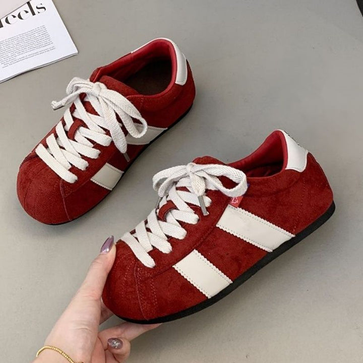 Women's Comfortable Sneakers made of high-quality suede with classic design Mune Fashion