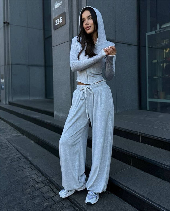 Women's Lounge Set with tailored hooded jacket and extra wide palazzo jogging pants Mune Fashion