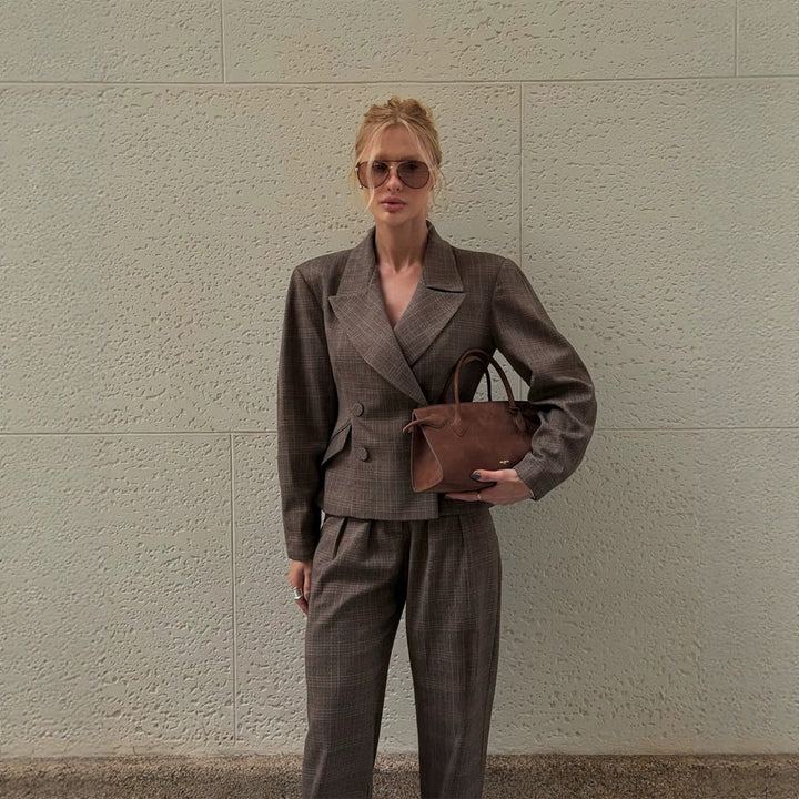 Women Tailored two-piece blazer and pant suit in Glencheck pattern Mune Fashion