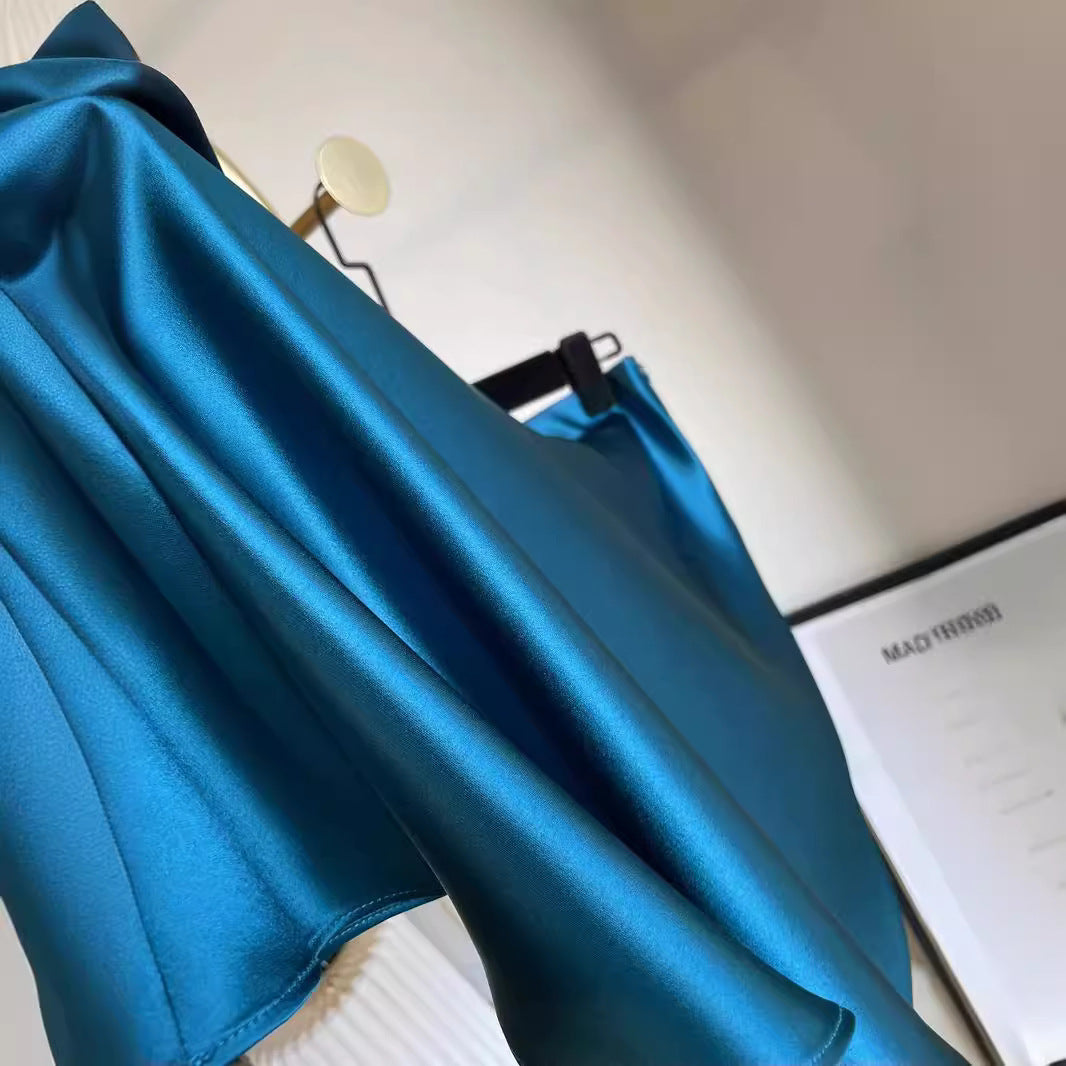 Women's Elegant, Swinging Satin Skirt Mune Fashion