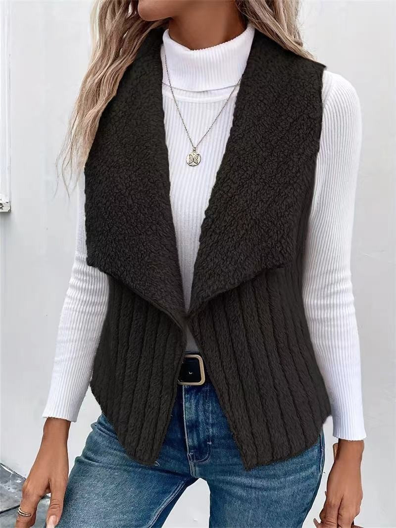 Women's cozy sleeveless teddy fleece vest with large shawl collar and textured ribbed look Mune Fashion