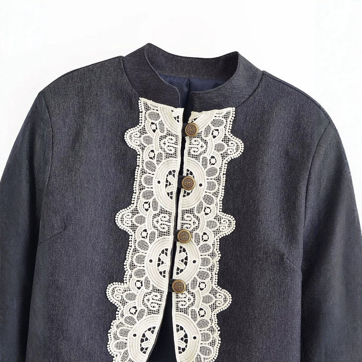 Women's cropped blazer in bolero style with lace trim and decorative buttons Drune