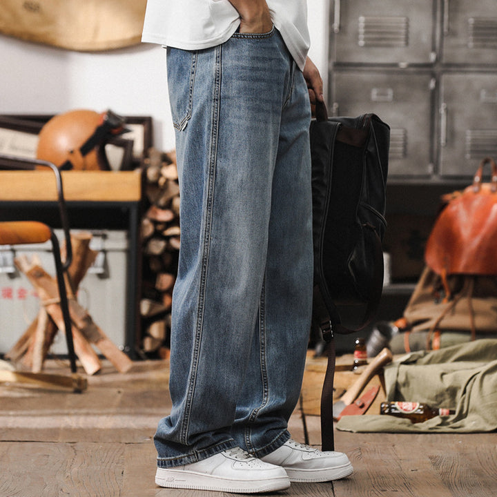 Men's Loose Straight-Leg Denim Jeans with Light Used Wash and Low Crotch Mune Fashion