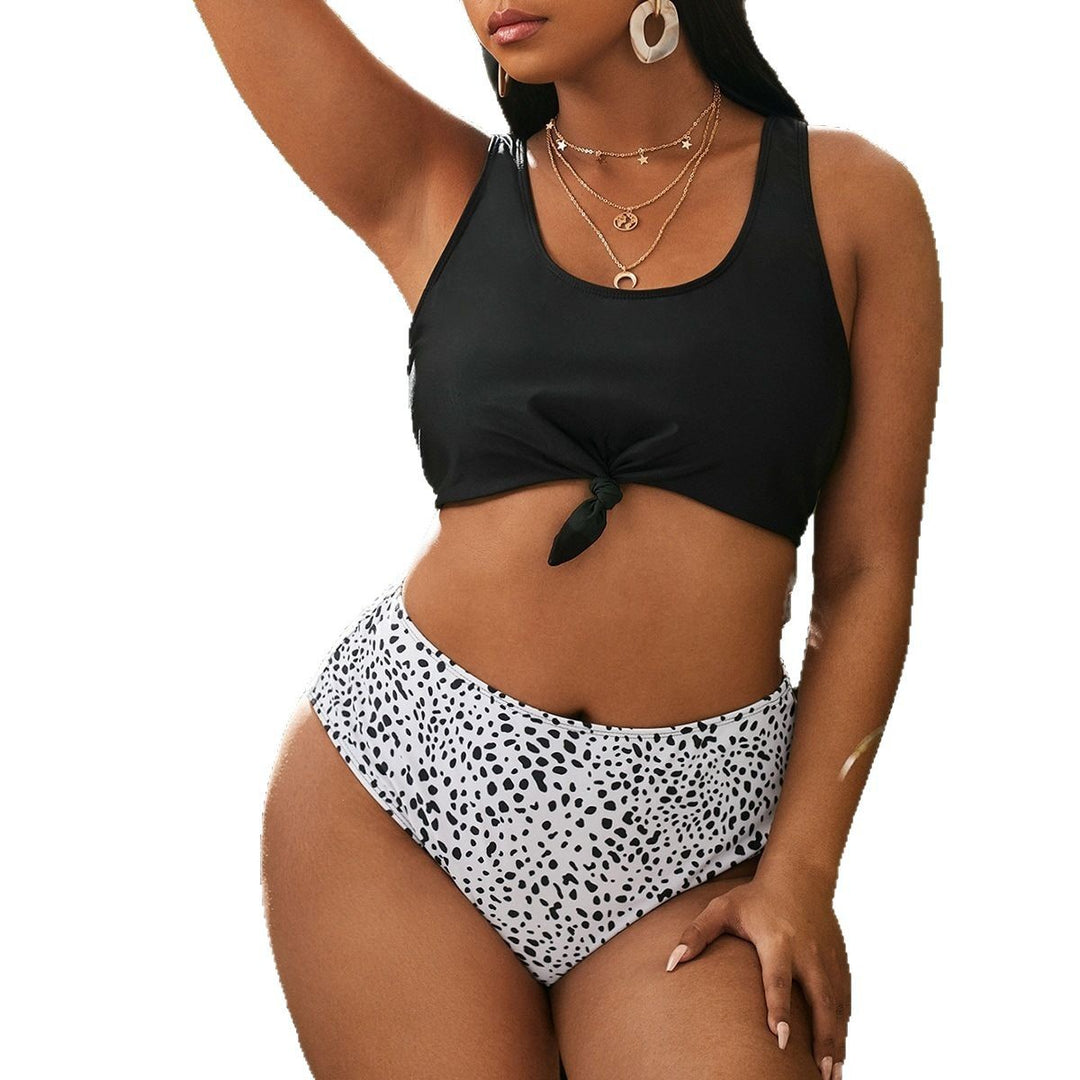 Women's bikini set with creative knot design and high-cut panties Mune Fashion