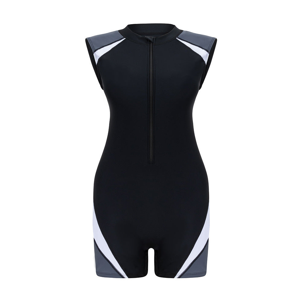 Women's Sporty Short Sleeve Swimsuit with Fitted Cut Mune Fashion