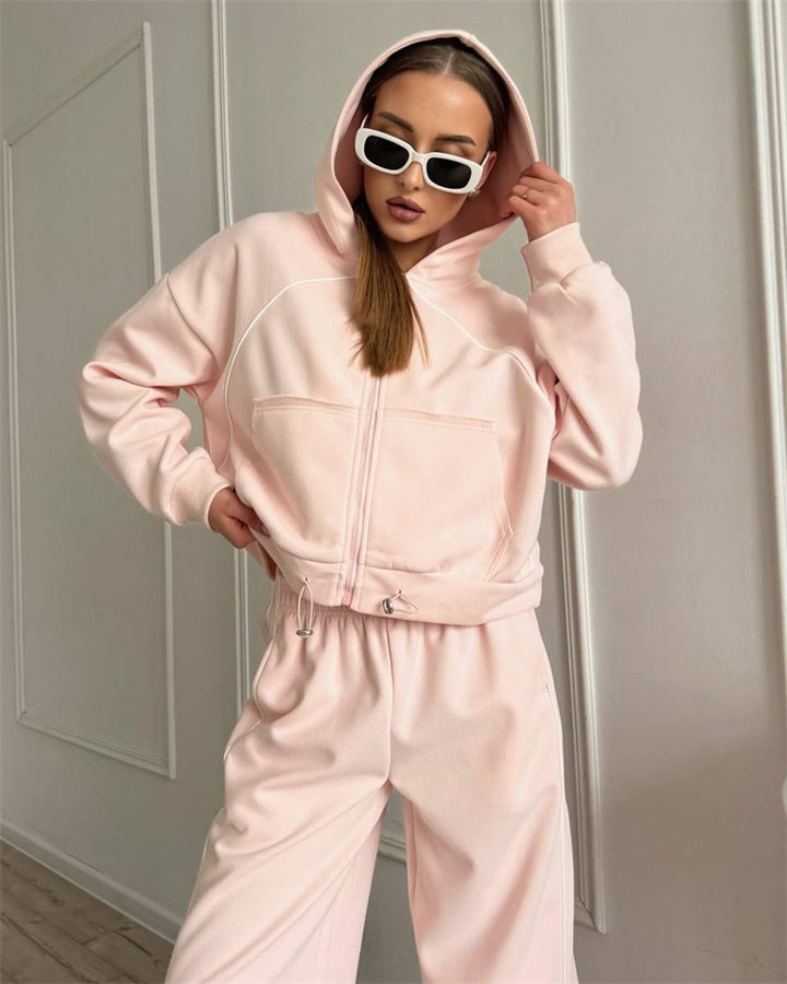 Women's hooded jacket and wide jogging pants set with contrast seams Mune Fashion