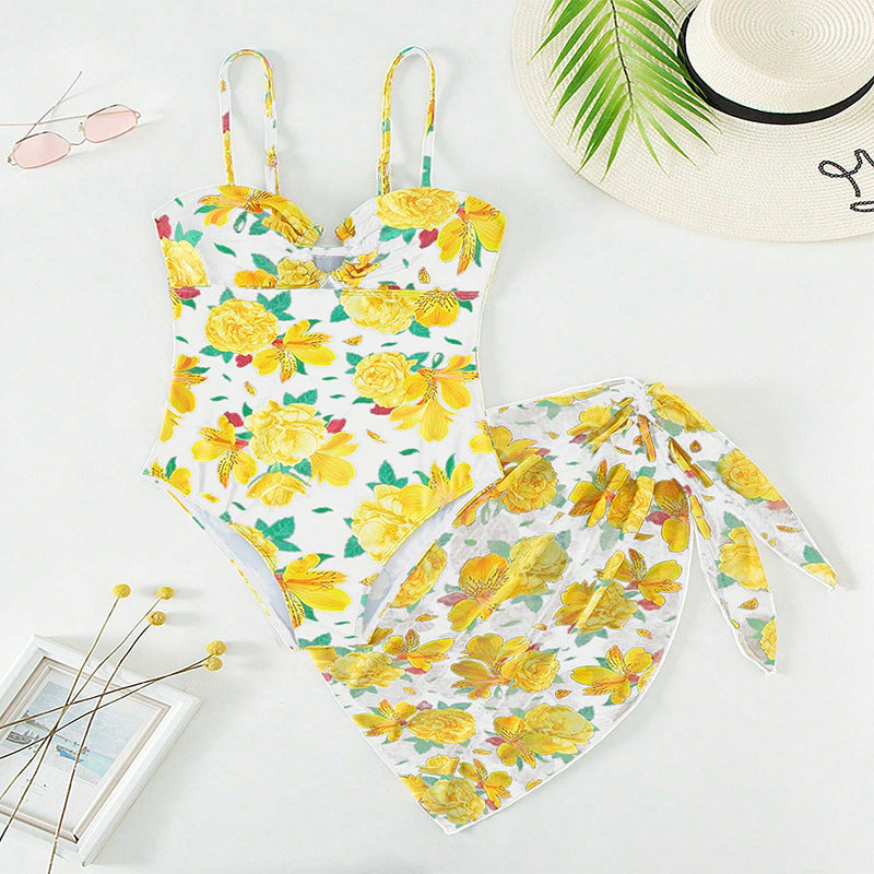 Women Elegant Swimsuit with Floral Wrap Mune Fashion