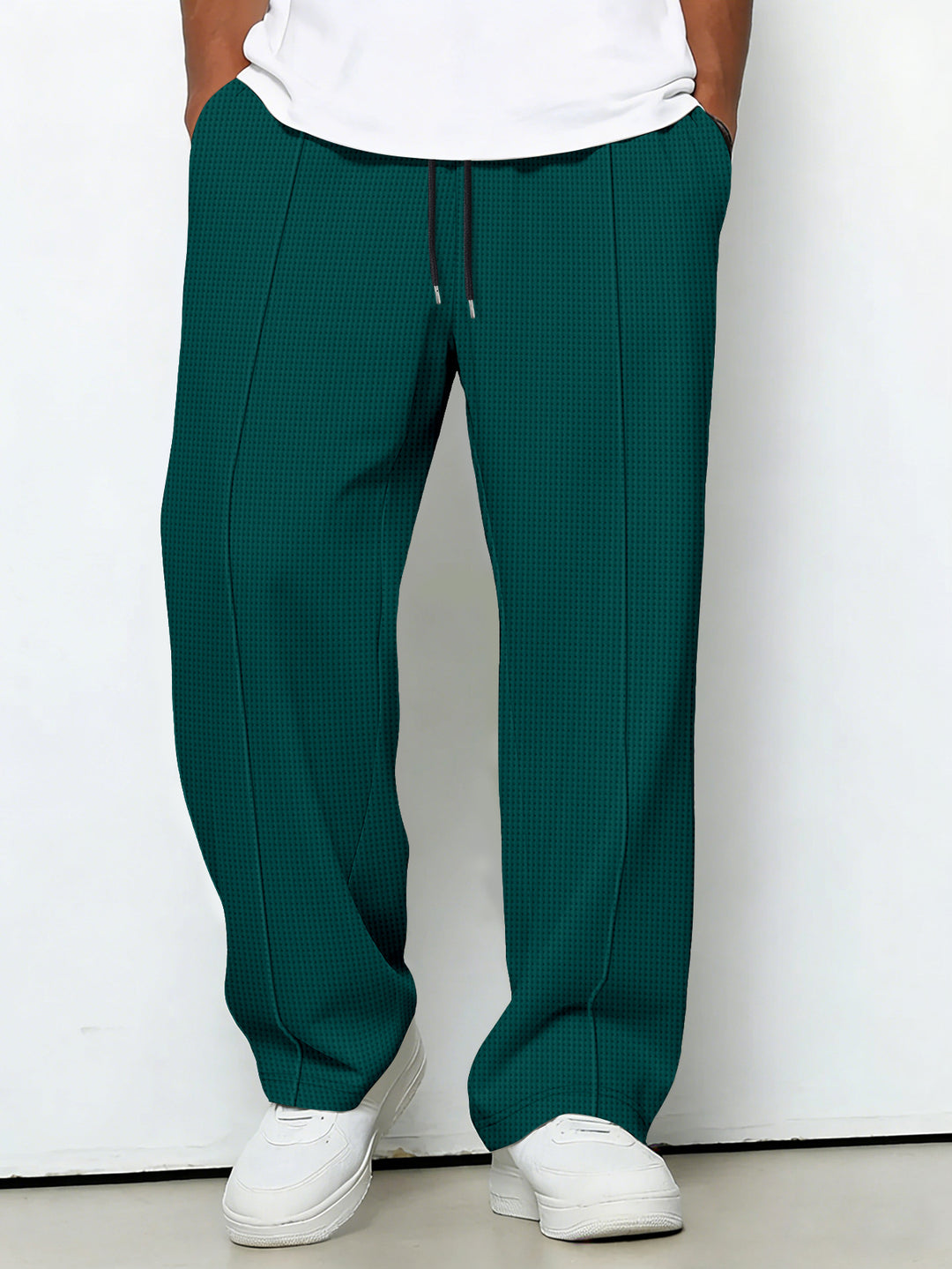 Men's custom-made jogging pants with drawstring waistband, crease and structured stretch quality Mune Fashion