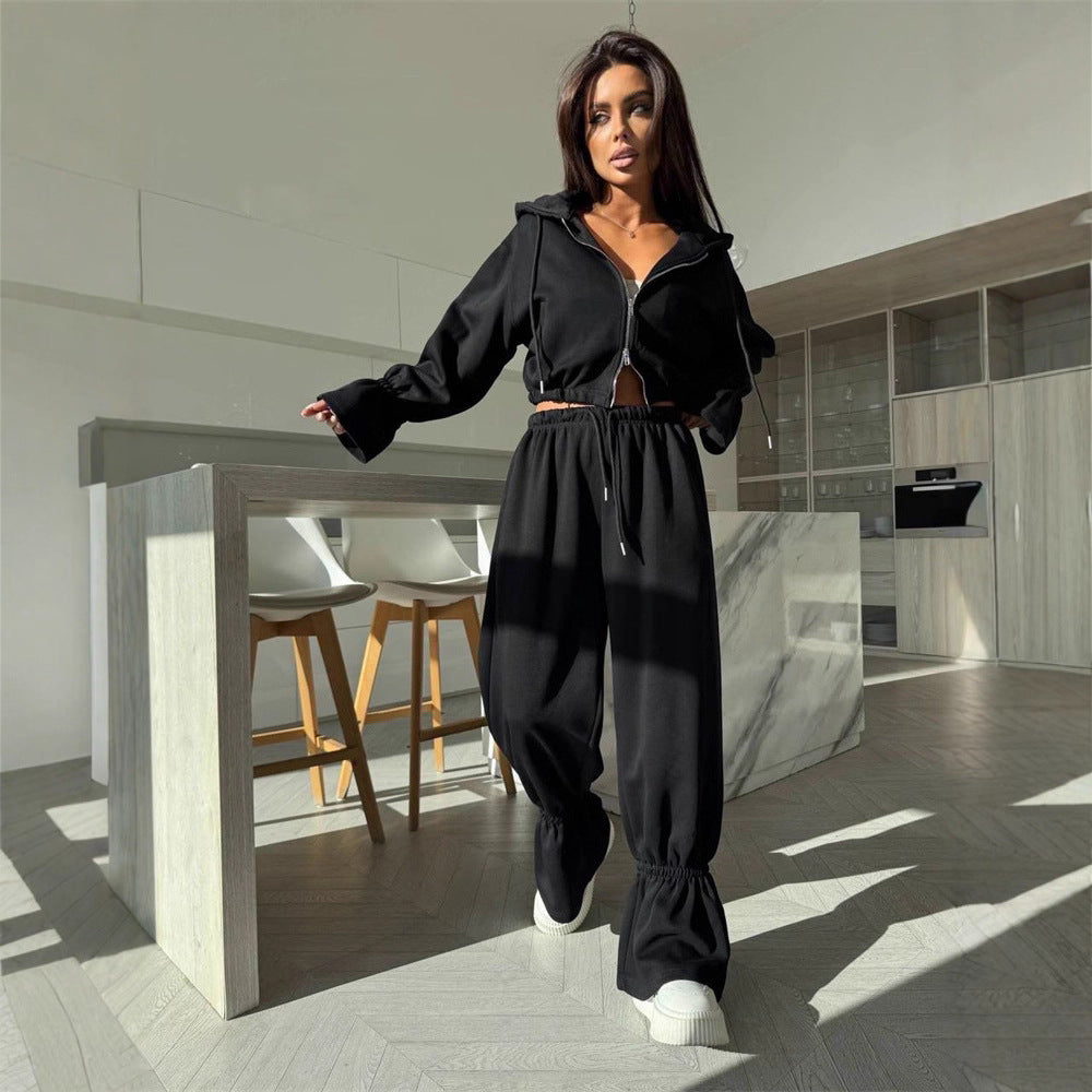 Women's Cropped Hoodie with Zipper and Tailored Drawstring Jogging Pants Mune Fashion