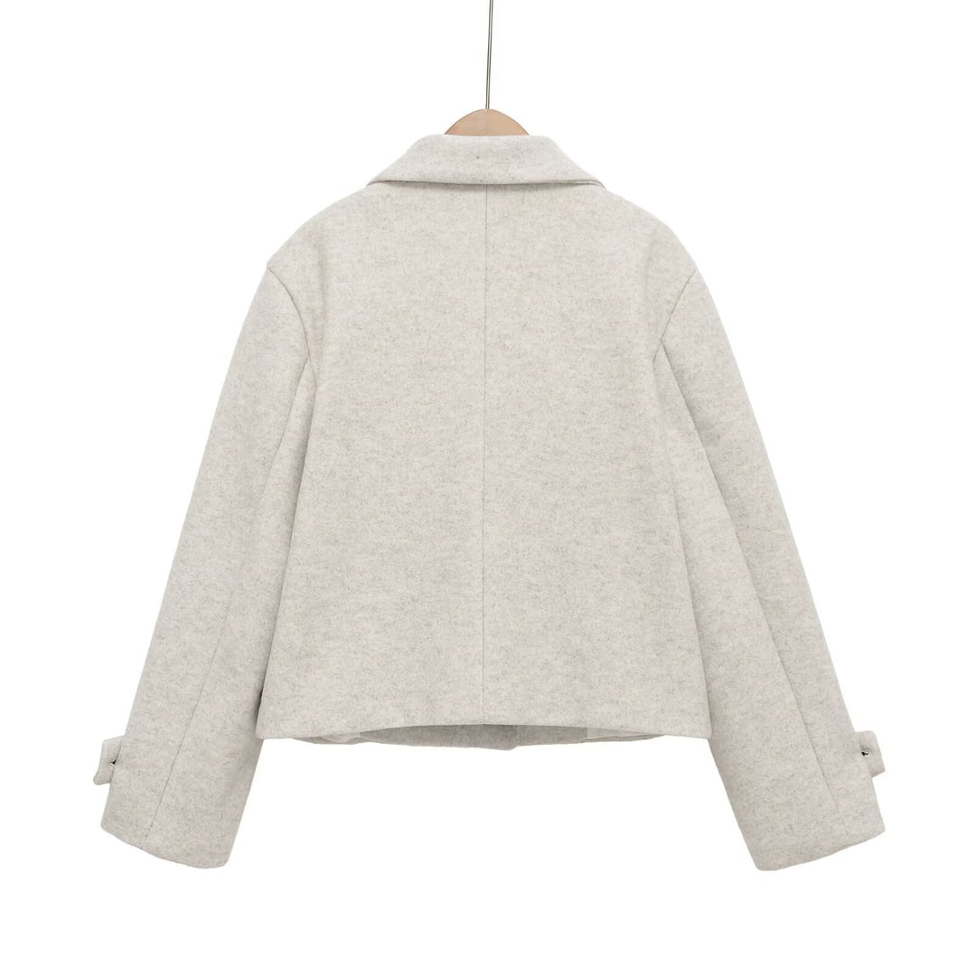 Ladies short wool blend jacket with shawl collar, boxy shape and adjustable cuffs Mune Fashion