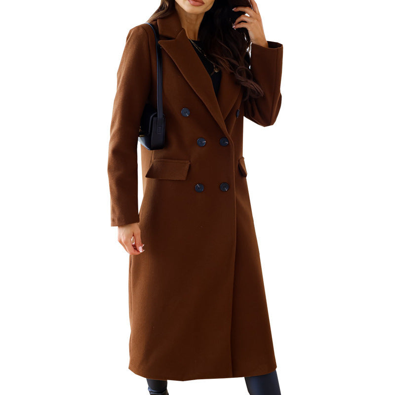 Women's double-breasted wool blend coat with fitted silhouette, notched collar and patch pockets Mune Fashion