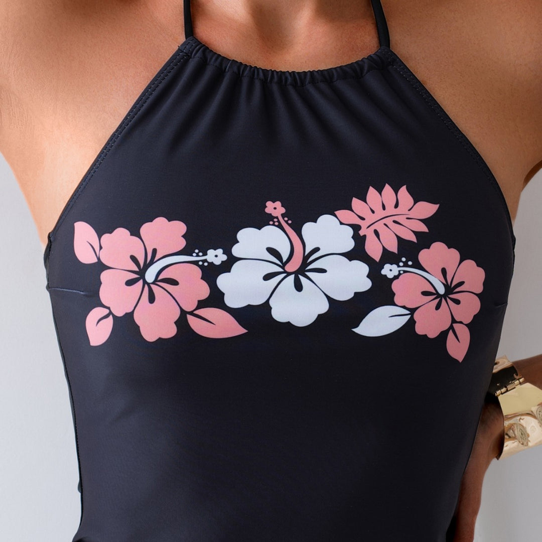 Ladies Tankini Set with floral top and contrasting shorts Mune Fashion