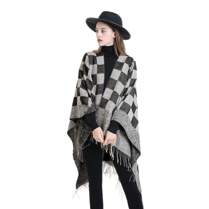Women Oversized Poncho with Check Pattern and Fringes Mune Fashion