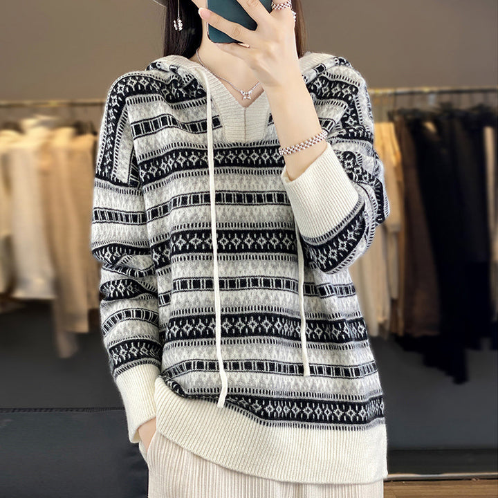 Women Oversize Jacquard Knit Hoodie with V-Slit and Ribbed Cuffs Mune Fashion