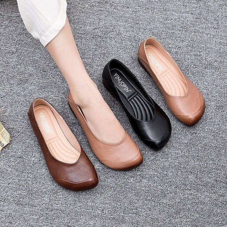 Women’s elegant slipper ballerina with ergonomic comfort footbed and subtle decorative seam Mune Fashion
