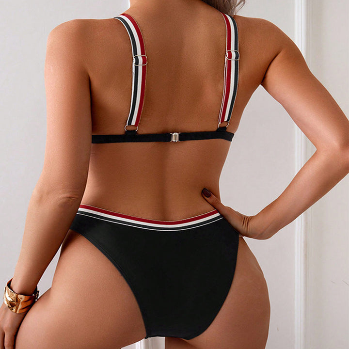 Women's Triangle Bikini with Contrasting Stripes Mune Fashion