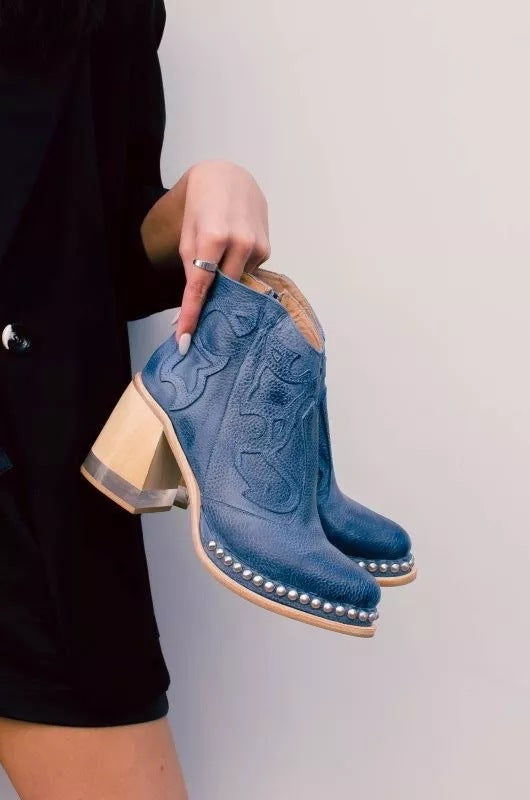 Women's nan western ankle boot with elaborate embroidery, studded edge, and transparent block heel Mune Fashion