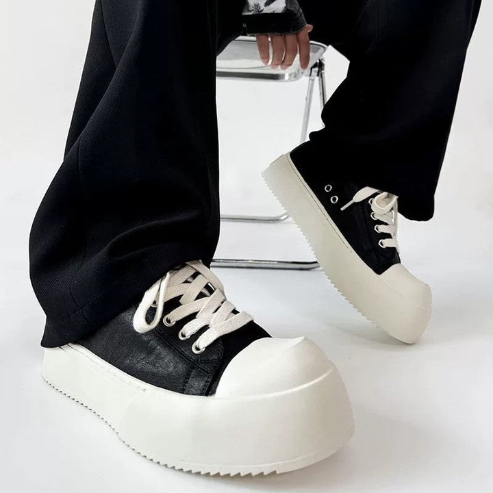 Women's platform sneaker in minimalist design with thick sole Mune Fashion
