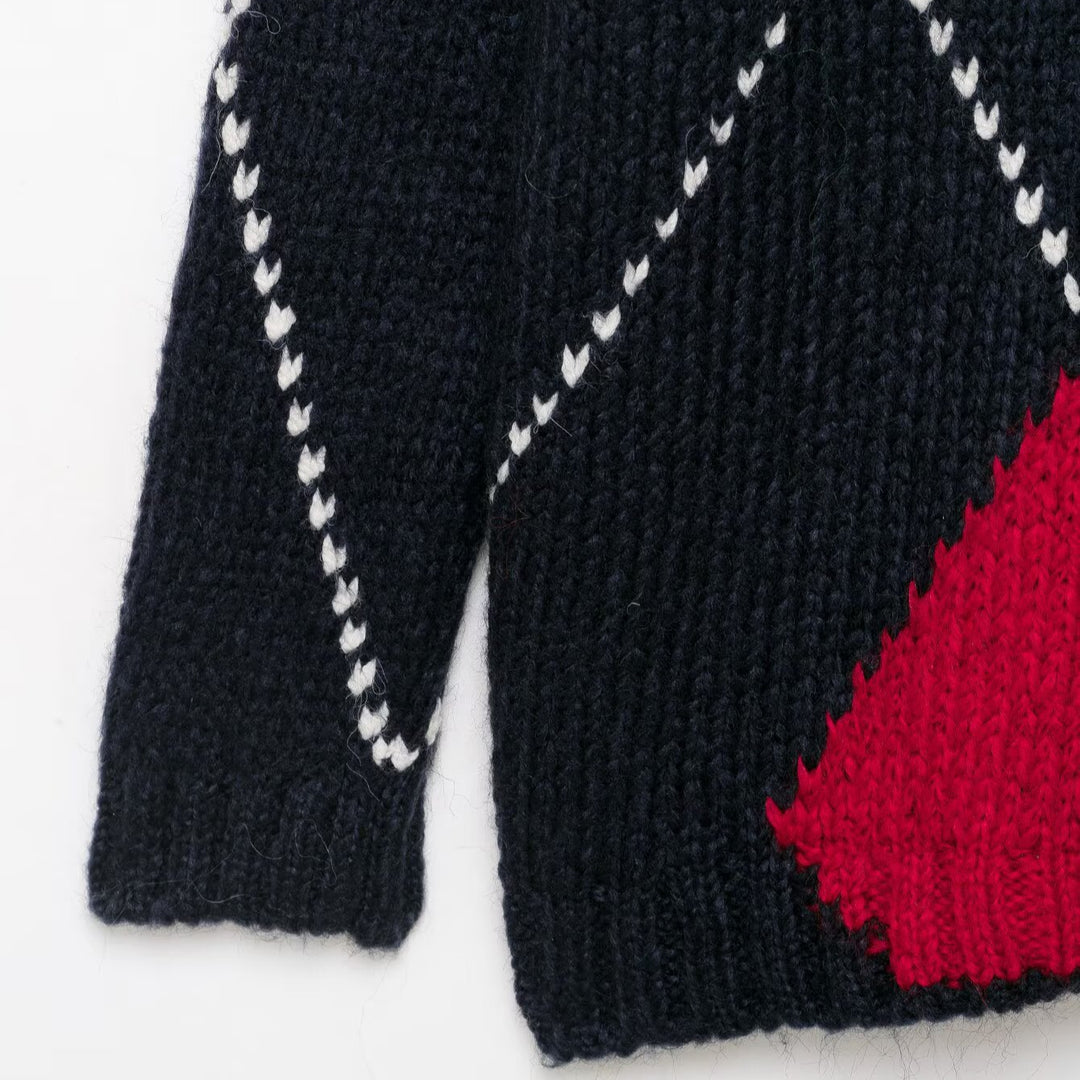 Women's chunky knit sweater with argyle pattern and oversized cut Mune Fashion