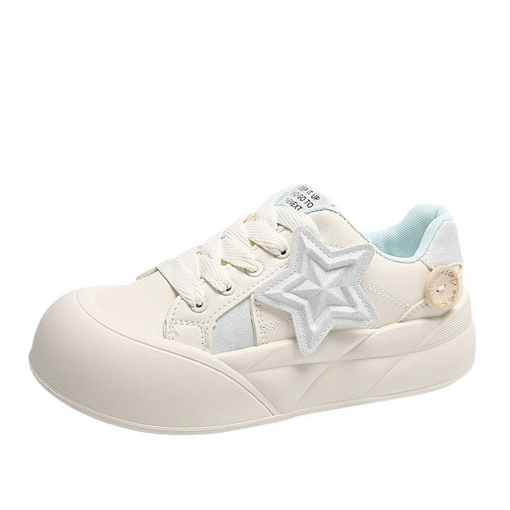 Ladies sneakers with lightweight profile and trendy star details Mune Fashion