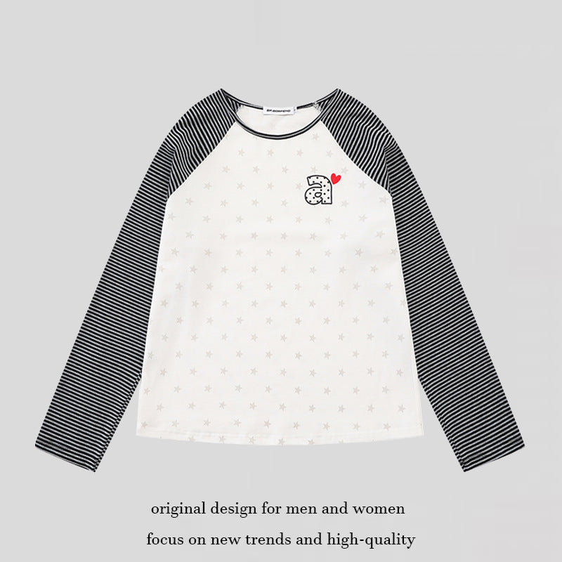 Women's raglan long sleeve shirt with striped sleeves, all-over stars and letter appliqué Mune Fashion