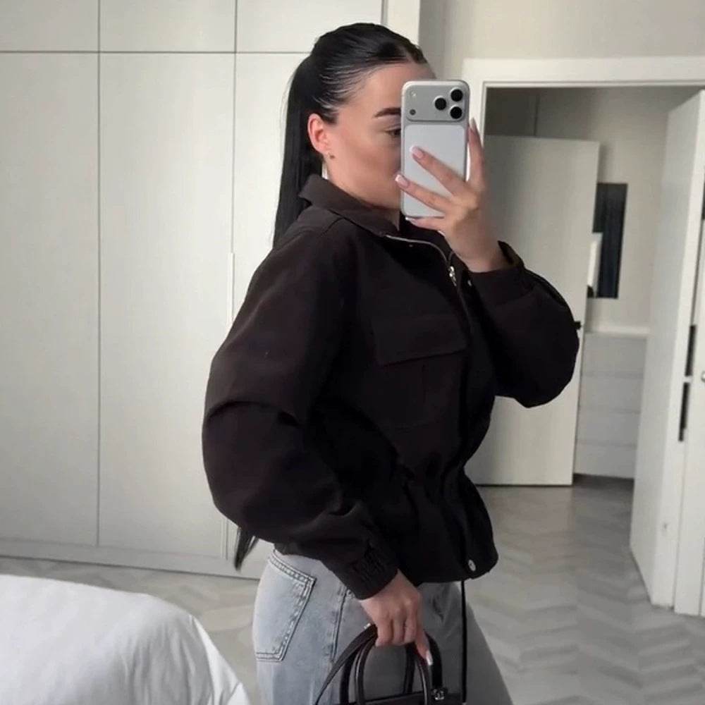 Women’s short jacket in utility style with waist drawstring and stand-up collar Mune Fashion