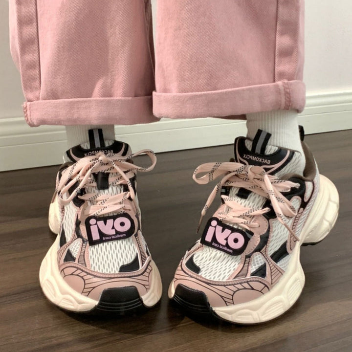 Women's sporty sneakers with breathable mesh and non-slip sole Mune Fashion