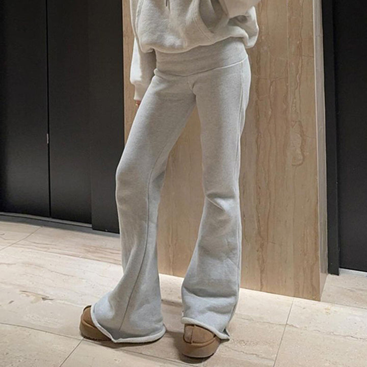 Women's soft high-waist yoga flared pants with a flared leg and stretch waistband Mune Fashion