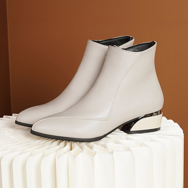 Damen Kurzstiefelette mit spitzer Zehenpartie und skulptiertem Blockabsatz Mune Fashion