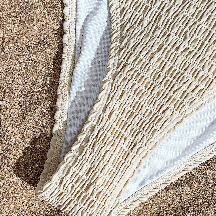Women's bikini bottom with sophisticated ruffle design Mune Fashion