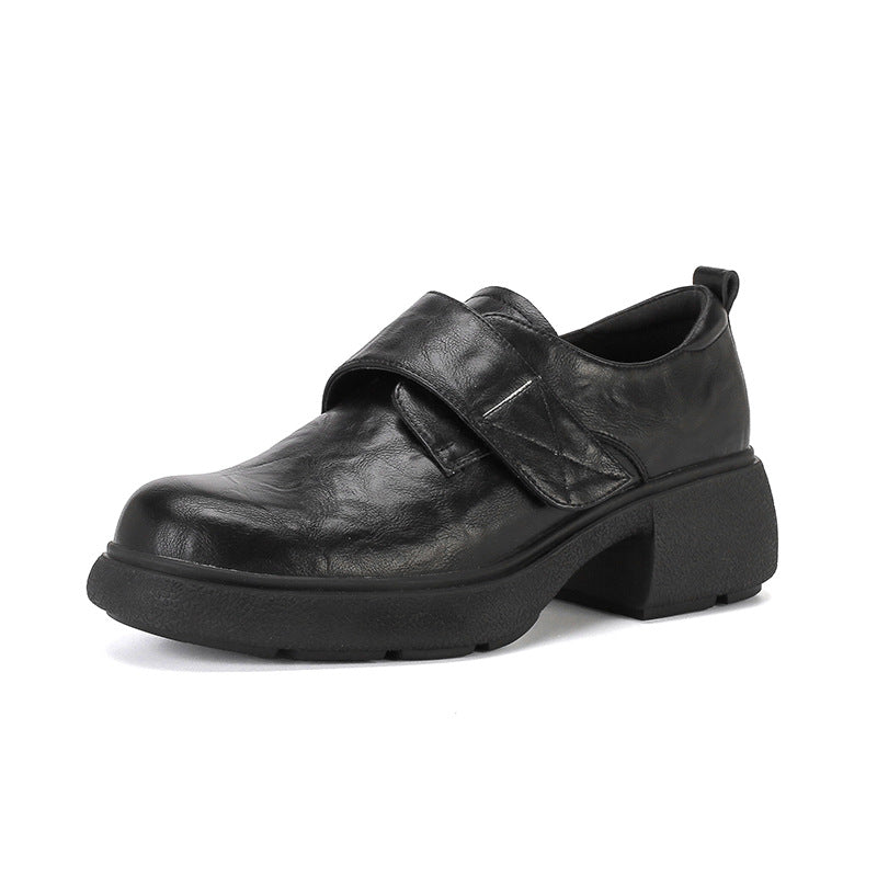 Women's loafer with wide Velcro closure and sculptural plateau block sole Mune Fashion
