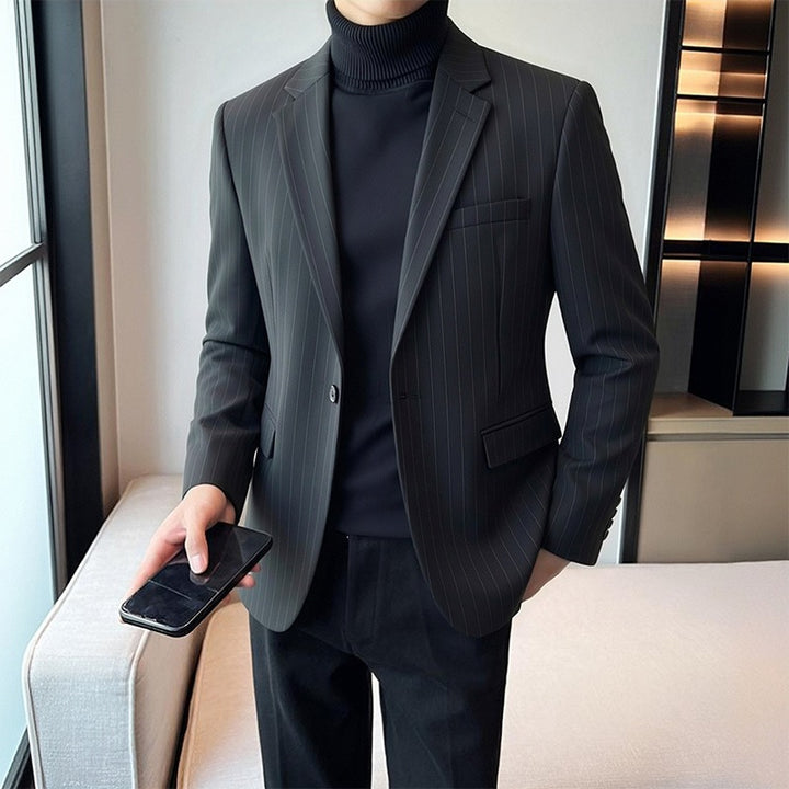 Men's pinstripe suit jacket with a slim fit, two-button closure & chest pocket Mune Fashion