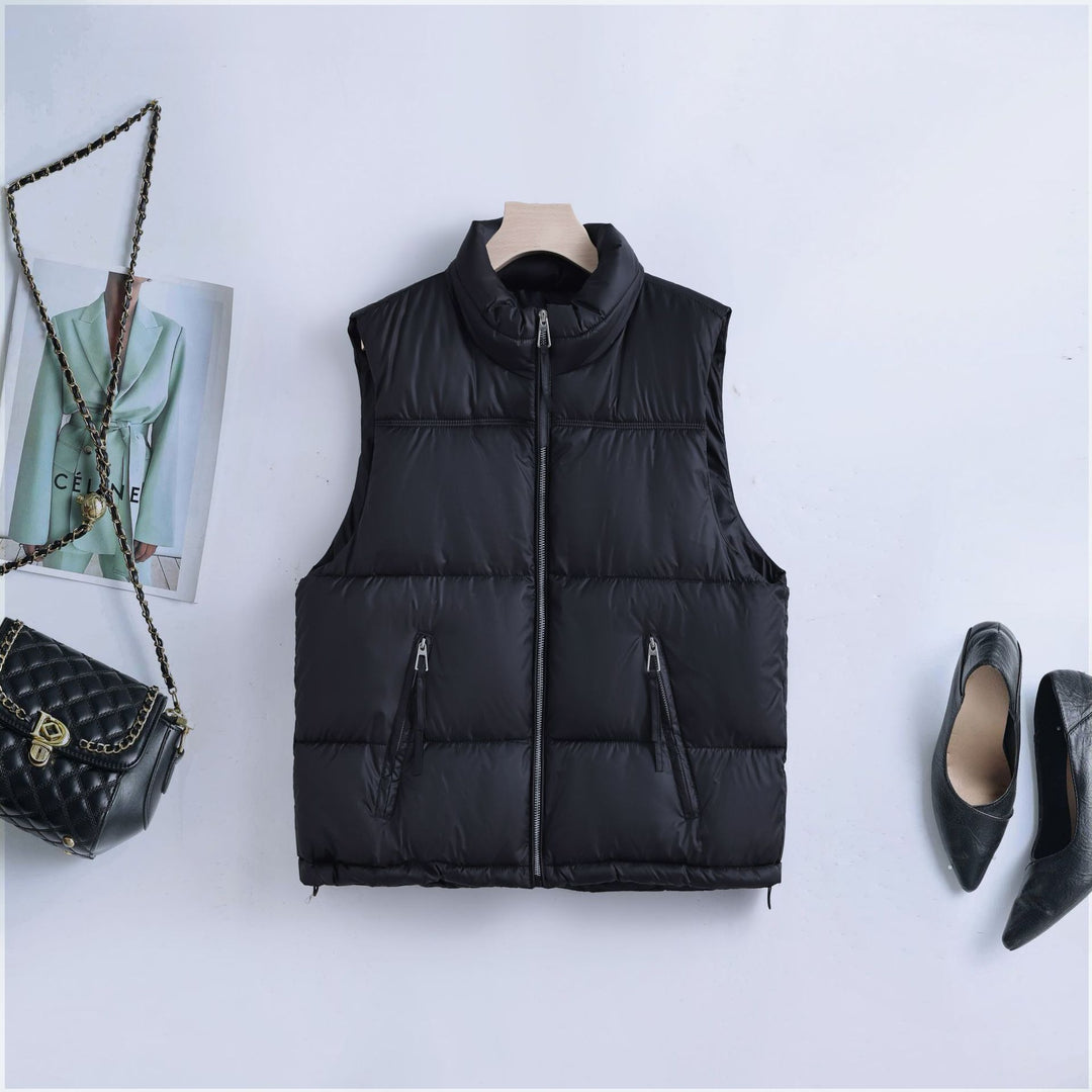 Women nan padded quilted vest with high stand-up collar, two-way zipper and concealed zippered pockets Mune Fashion