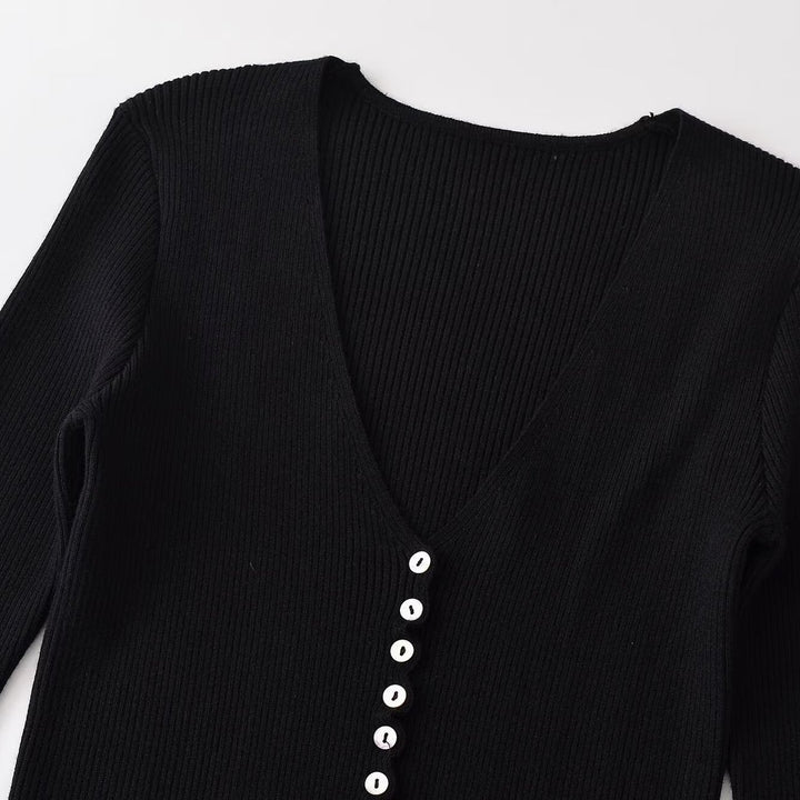 Women's Ribbed Button Cardigan with Deep V-Neck and Wavy Hem Mune Fashion